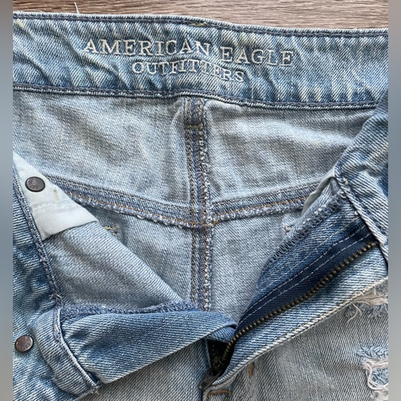 American Eagle denim shorts - Picture 2 of 4